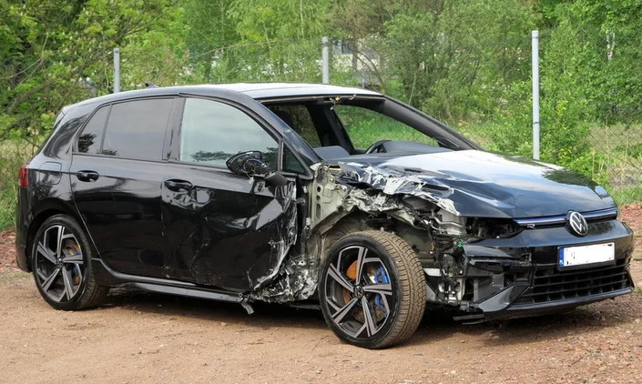 Volkswagen Golf cena 69900 przebieg: 49324, rok produkcji 2022 z Chorzów małe 667